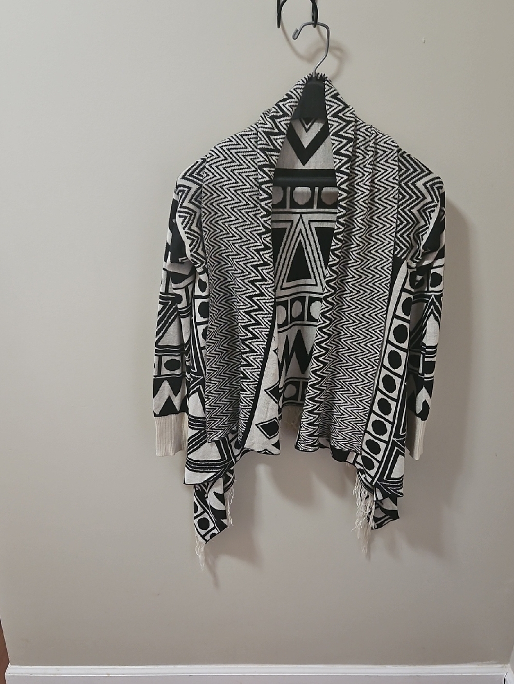Papaya Black and White Geometric Knit Cardigan